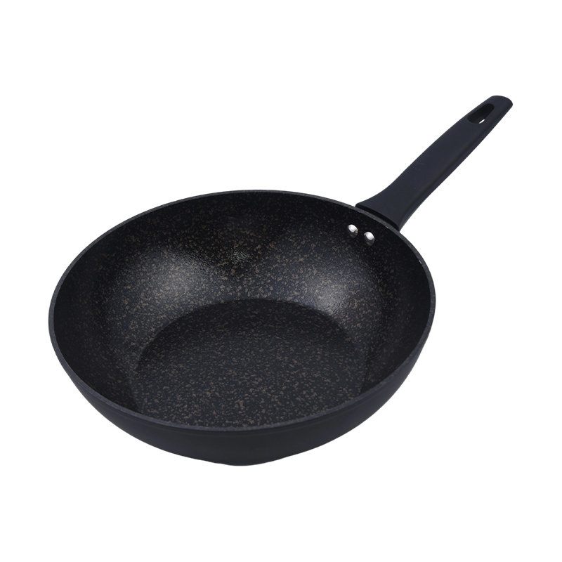 Kovaný hliníkový wok s čiernym zlatým mramorom