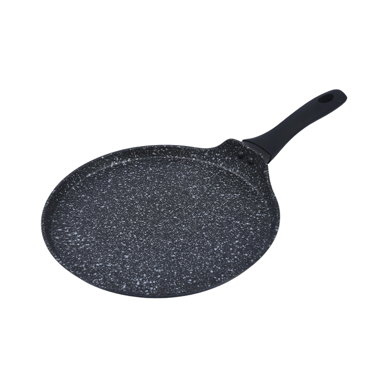 Kovaná hliníková panvica na palacinky s čiernym mramorom